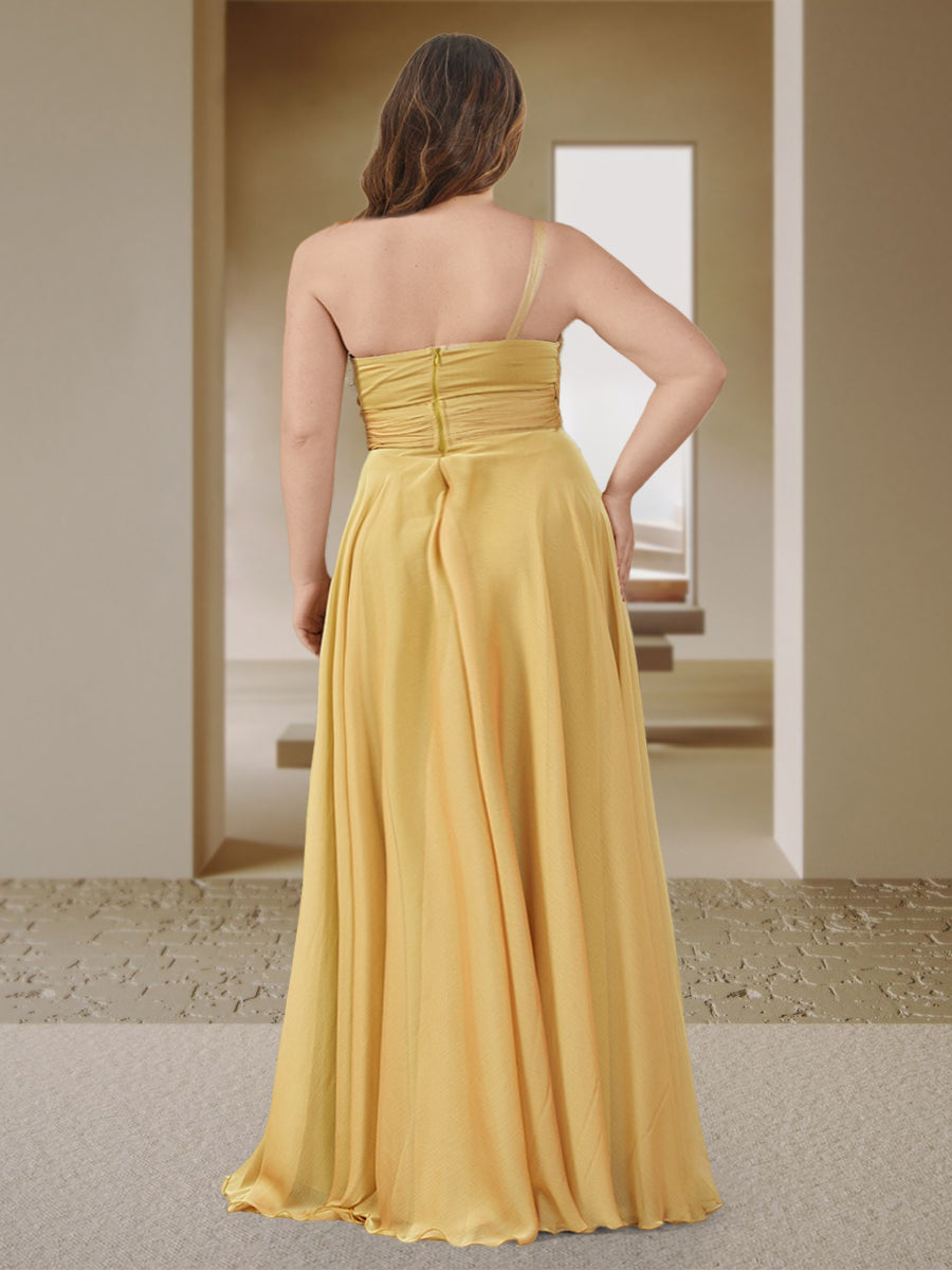 A-Line/Princess One-Shoulder Sleeveless Ruched Plus Size Bridesmaid Dresses with Side Slit & Ruffles - 이미지 2