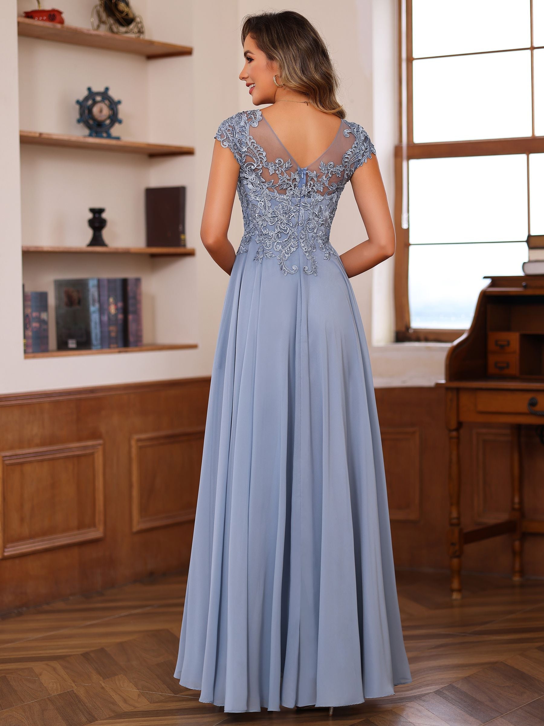A-Line/Princess Scoop Neck Short Sleeves Floor-Length Mother of the Bride Dresses with Appliques - Image 5