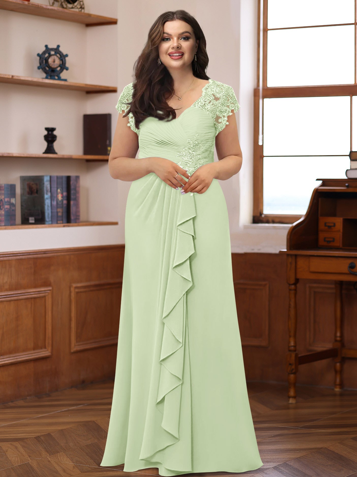 A-Line/Princess V-Neck Short Sleeves Pleated Plus Size Mother of the Bride & Groom Dresses with Ruffles & Appliques - 画像 (7)