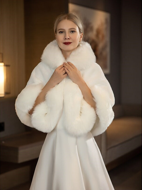 Shawls Bridal‘s Wraps Elegant Keep Warm Sleeveless White Faux Fur Fall Wedding With Pure Color - Image 5