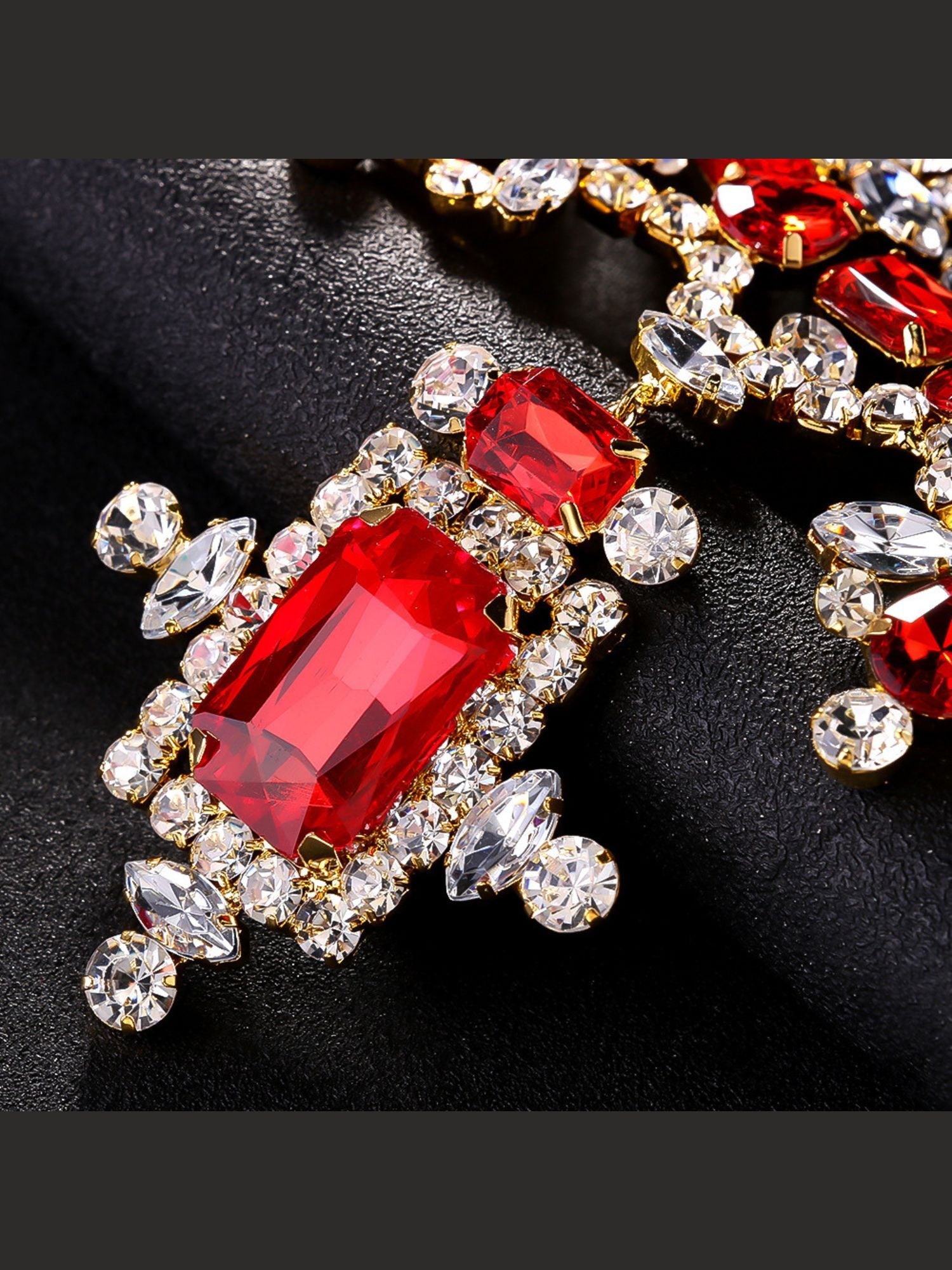 Elegant Luxurious Red Rhinestone Delicated Earring and Necklace Set for Women - Image 4