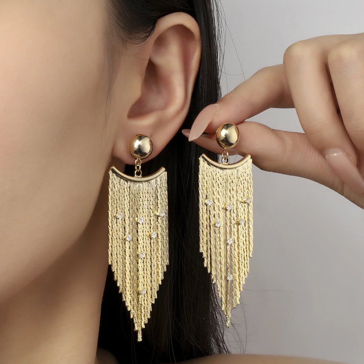 Vintage Gold Wire Chain Tassel Fashion Earrings