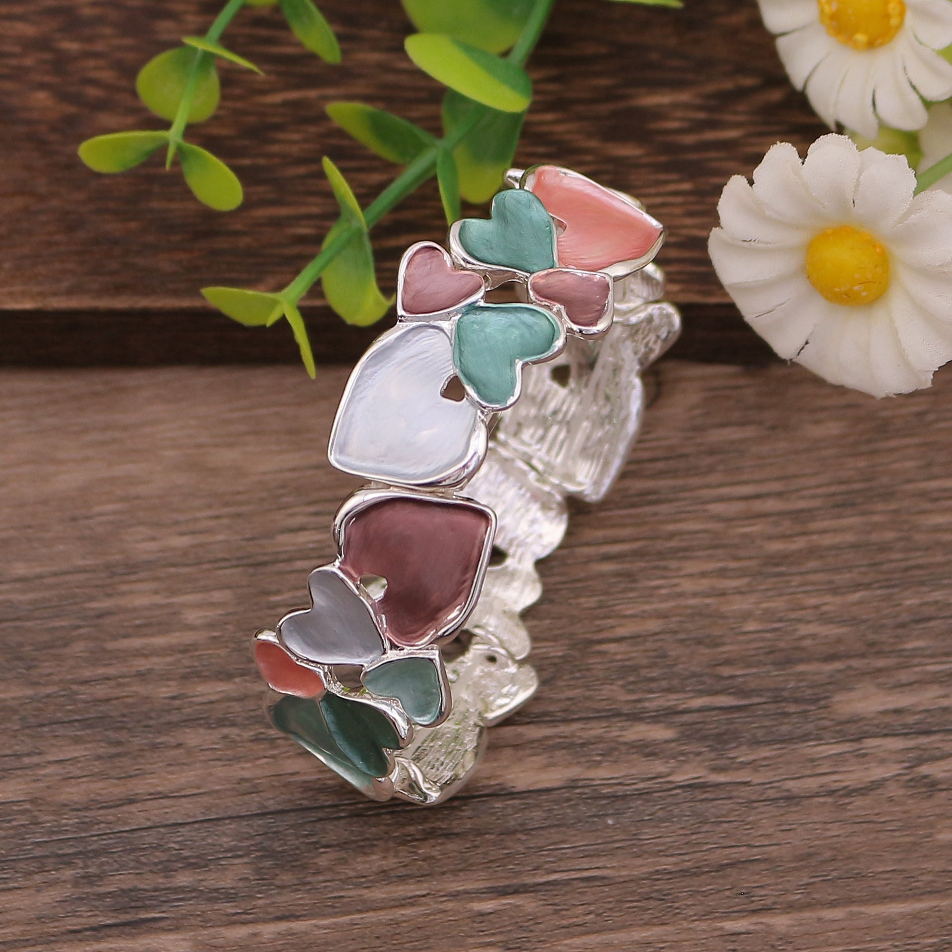 High-End Enamel Geometrical Cutout Heart Alloy Stretch Bracelet - 画像 (9)
