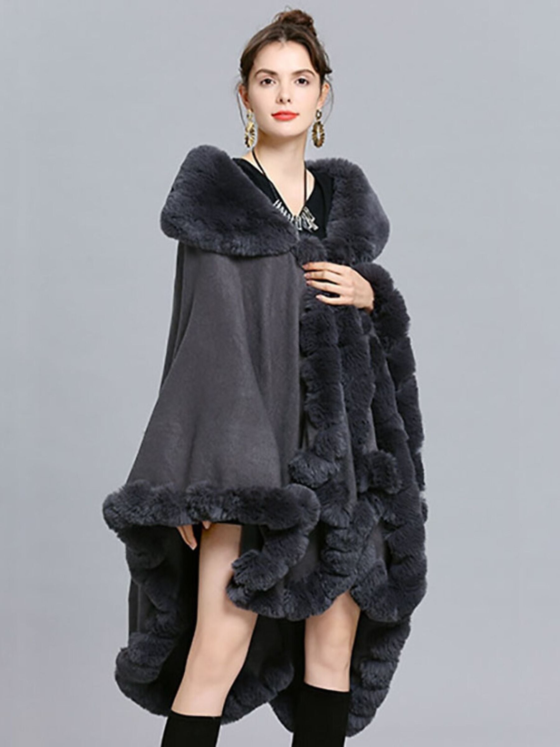 Women‘s White Fashionable Faux Fur Long Sleeves Wrap Cloak with Pure Color - Image 8